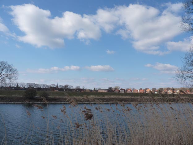 010 2013-04-02 018 Elbe Ställplats