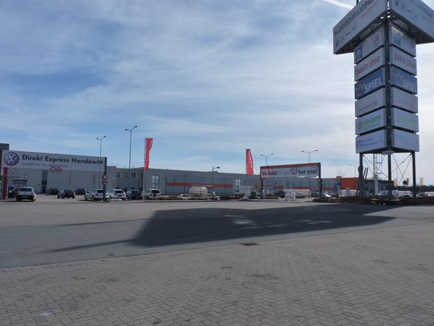 2013-04-04 004 Shopping på Scandinavian Park