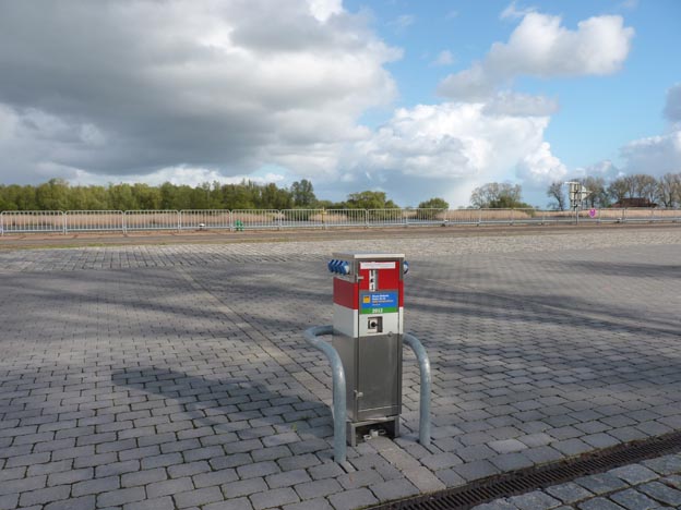 007 2014-04-14 015 Elsfleth ställplats