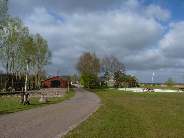 008 2014-04-15 031 Holland De Zilveaen Mann Camping