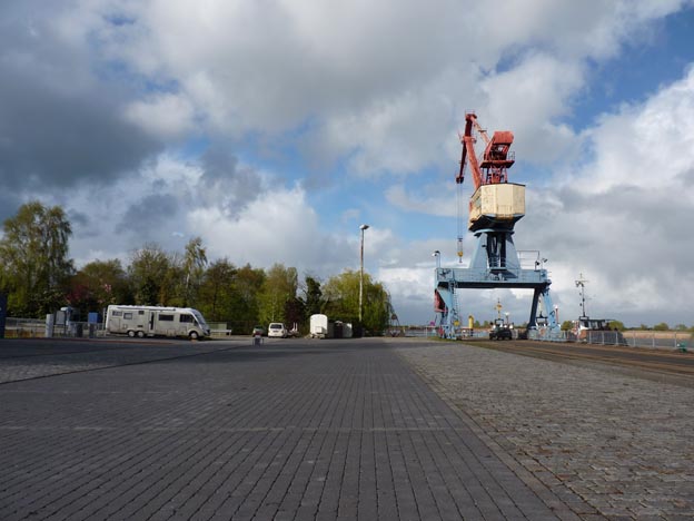 012 2014-04-14 017 Elsfleth ställplats