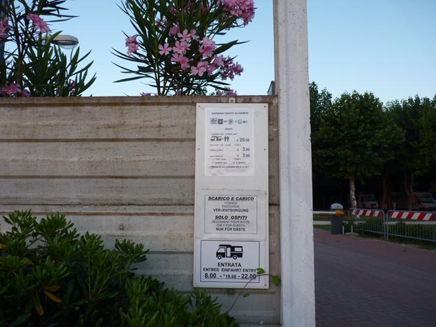 010a 2014-07-06 032 Dante Alighieri Ställplats