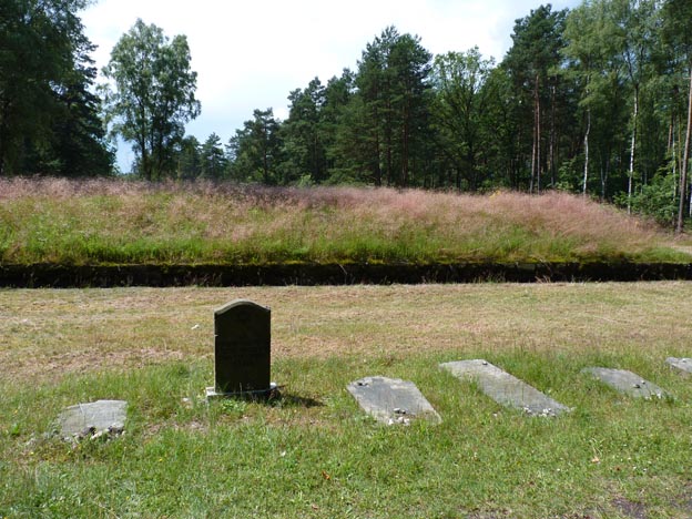 016 2014-06-30 011 Gedenkstätte Bergen-Belsen