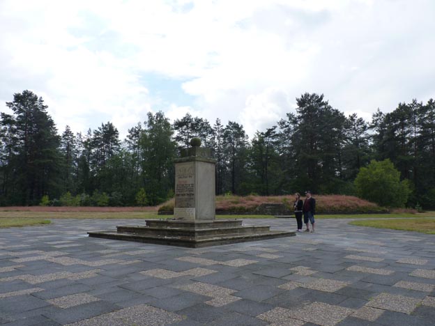 028 2014-06-30 042 Gedenkstätte Bergen-Belsen