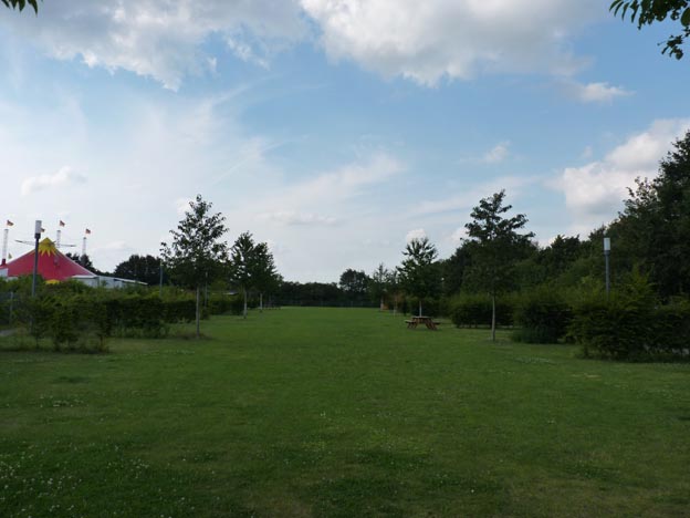 006 2014-07-14 008 Ställplats i Jülich, Brückenhof Park