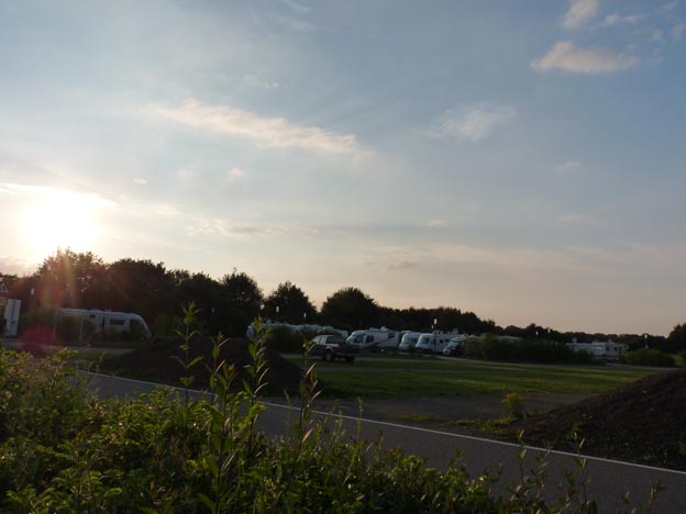 009 2014-07-14 011 Ställplats i Jülich, Brückenhof Park