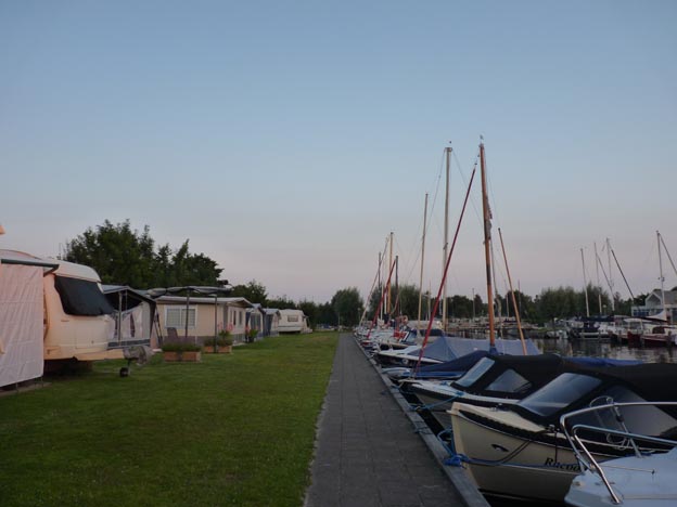 019 2014-07-17 030 Ställplats Woudsend