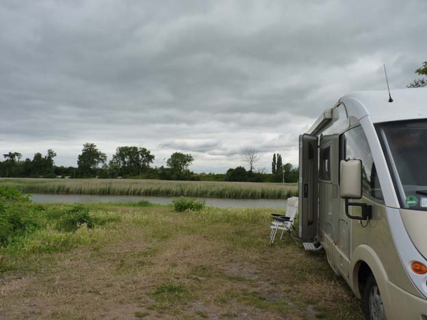 003 2015-07-17 013 Honfleur ställplats