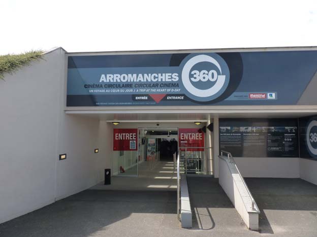 008 2015-07-18 015 Väg D514 nära Arromanches-les-Bains