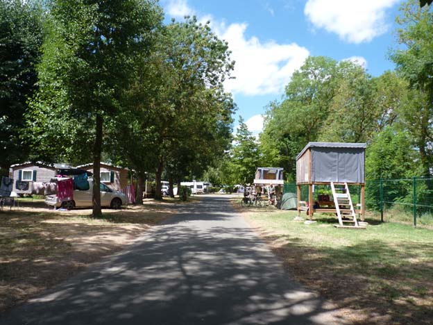 032 2015-07-21 011 Camping I'le de Offard Saumur Loire