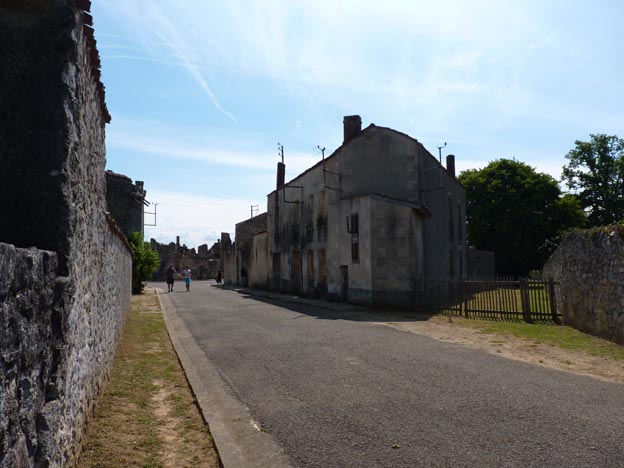 006 2016-07-22 011 Ödeby Oradour-sur-Glane