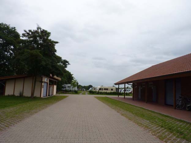 005-2016-08-13-016-zelt-und-wohnmobilplatz-heidesse