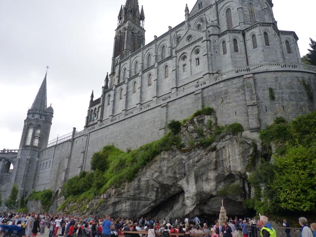 009-2016-08-04-012-sanctuary-lourdes