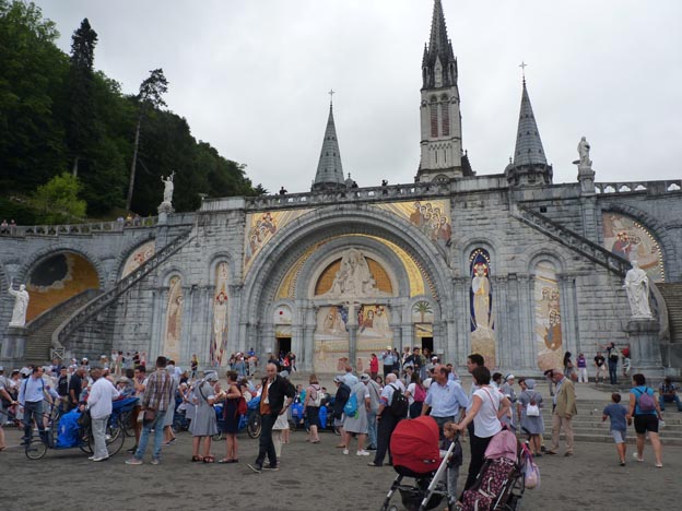 012-2016-08-04-016-sanctuary-lourdes