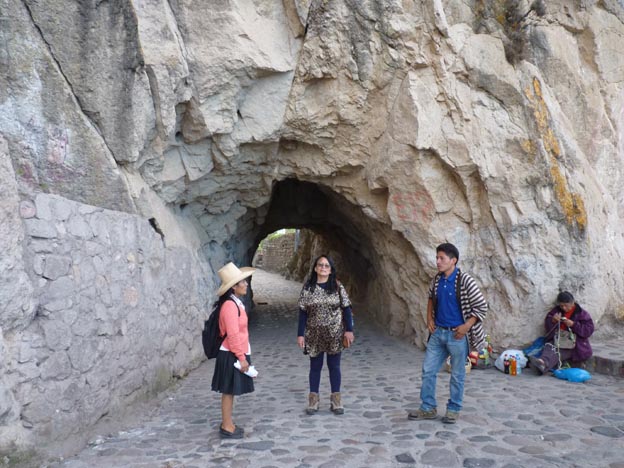 Nely, Nidia, Alejandro.