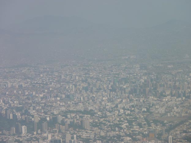 Lima/Callao från luften.